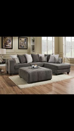 Plush Grey Sectional w/ Accent Pillows
