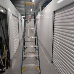 Step Ladder