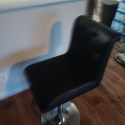 Black Adjustable Chairs