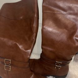 Brown Boots 