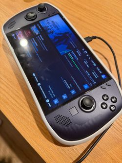 Lenovo Legion Go S Steam Edition – Excellent Condition – Ready to Play