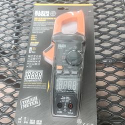 Klein Tools CL600 Digital Clamp Meter