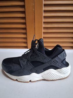 Nike Air Huarache Women's Sneaker * Size: 8