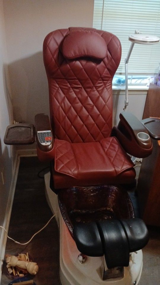 Aqua Spa Pedicure And Massage Chair