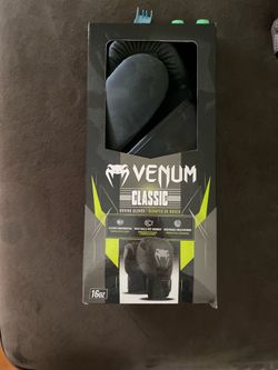 Venum Classic Boxing Gloves