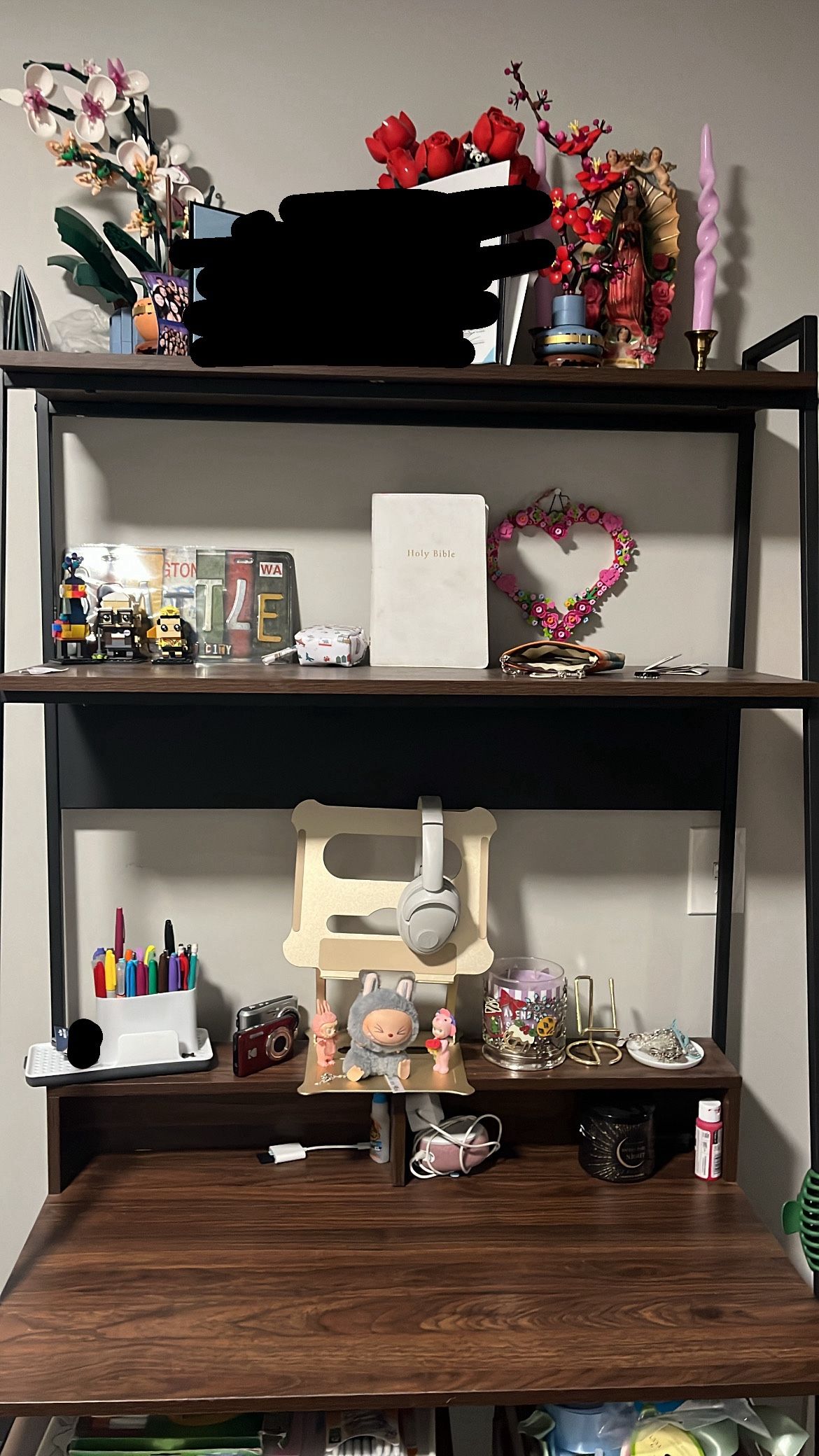 Shelf