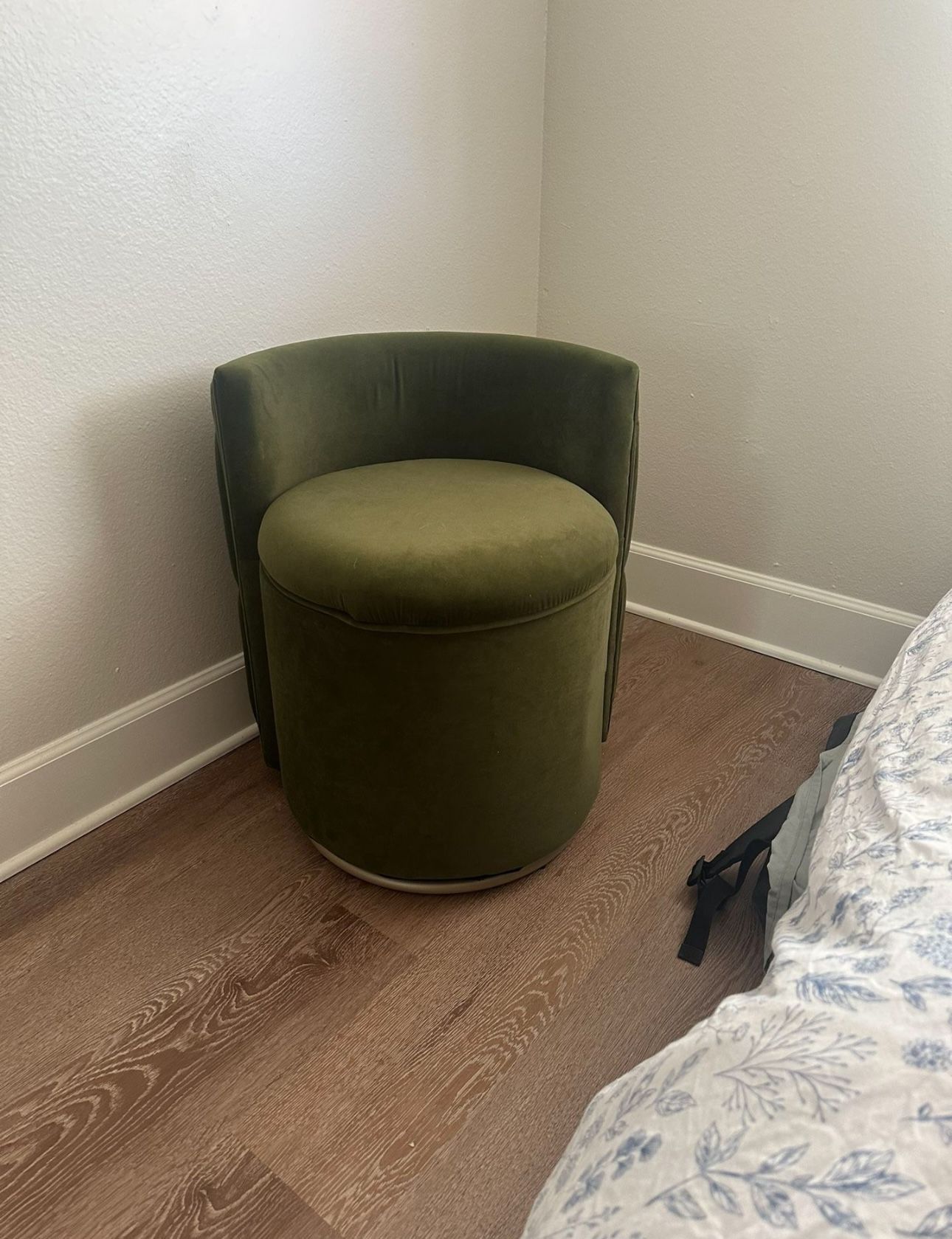 Green Accent Chair Swivel