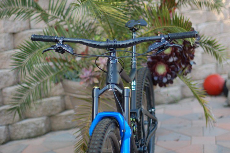 Brand New! Giant Trance Advanced Pro 0  29 mountain bike