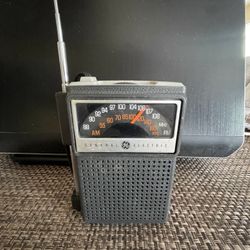 In General Electric Pocket/Handheld Radio