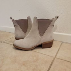 Women's Timberland Boot Size 7