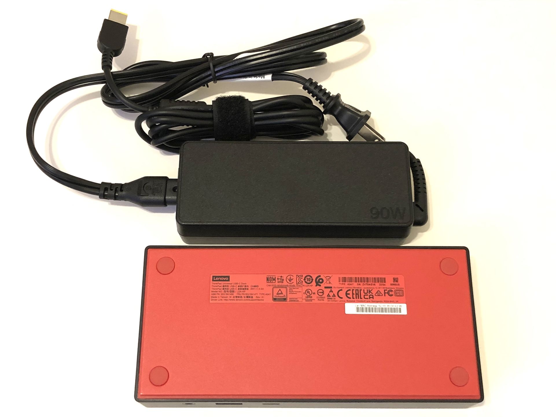 Lenovo Thinkpad Universal USB-C Dock 40AY-0090US