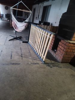 Twin Bedframe With Mattress 