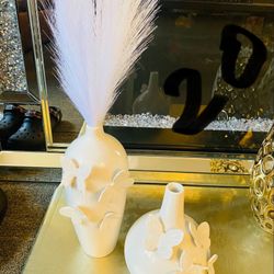 Buttlefly Vases