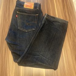 Levi’s Jean Size 32x29                                         D