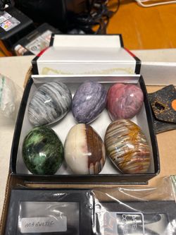 Egg shaped decorative stones