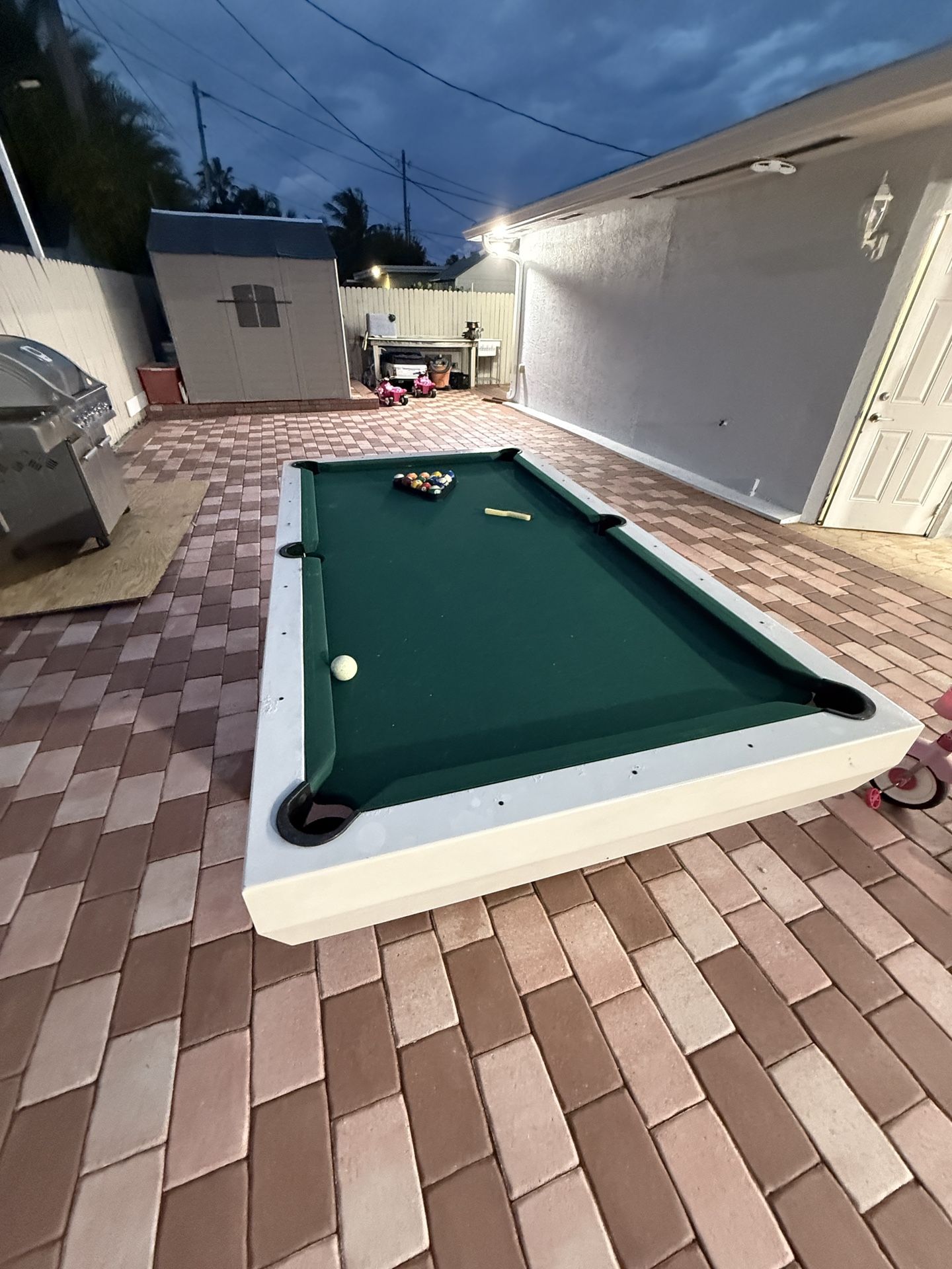 Billard Table 