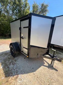 2026 enclosed cargo trailer 5’x6’x 5’