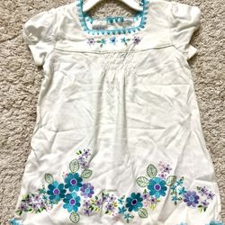  Girl’s dress 4T New