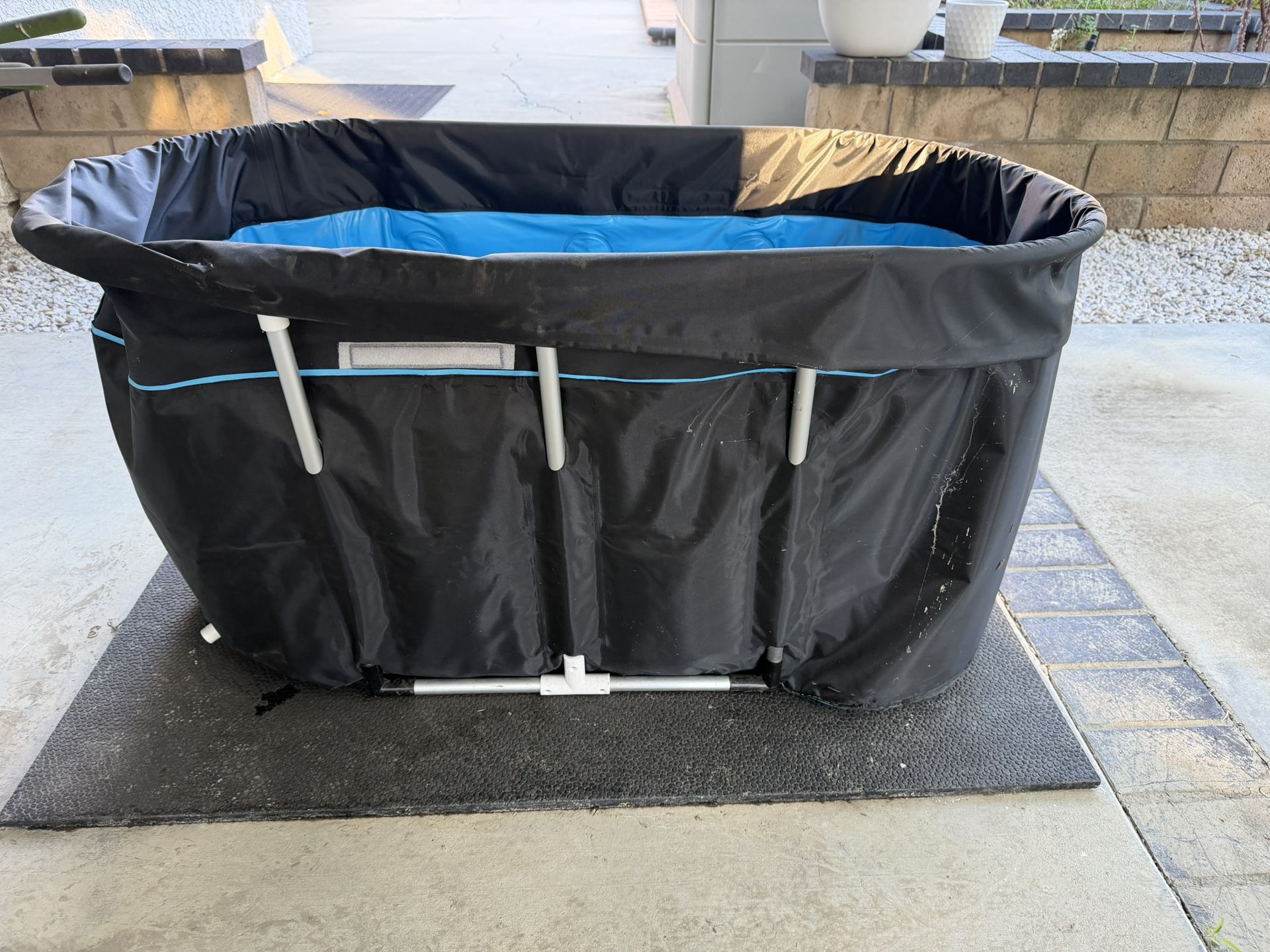 Cold Plunge Tub Large With Box Like New Used 1x