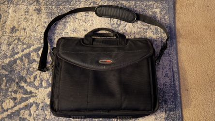 Mobile Edge Laptop Carry On Bag
