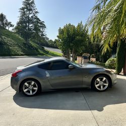 2011 Nissan 370z Touring Coupe 2D