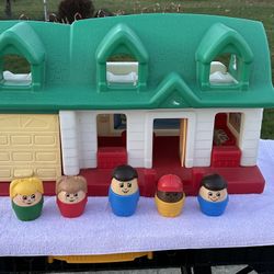 Vintage Step 2 Bigger Chunky Little People House toddler doll house 
