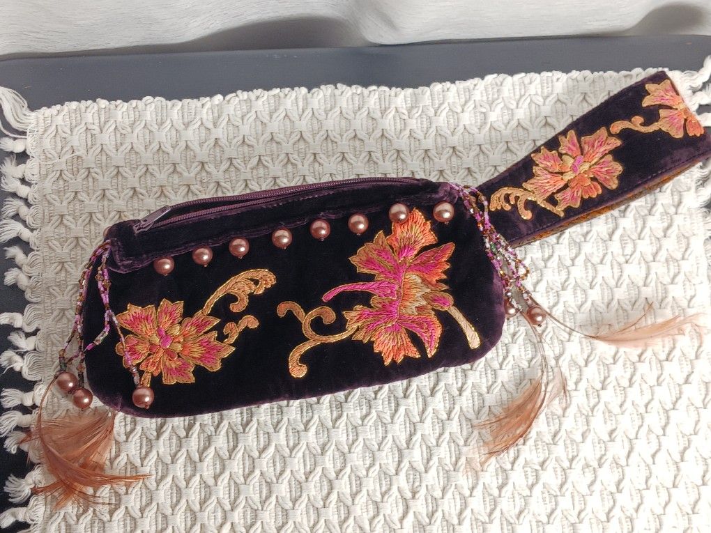 Ipa Nima Velvet Floral Beaded Embroidered Embellished Wristlet Purse Clutch