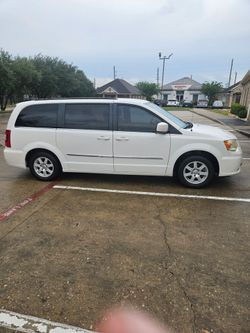 2011 Chrysler Town & Country