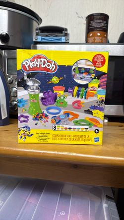 Play-Doh Stars N Space Tool Kit