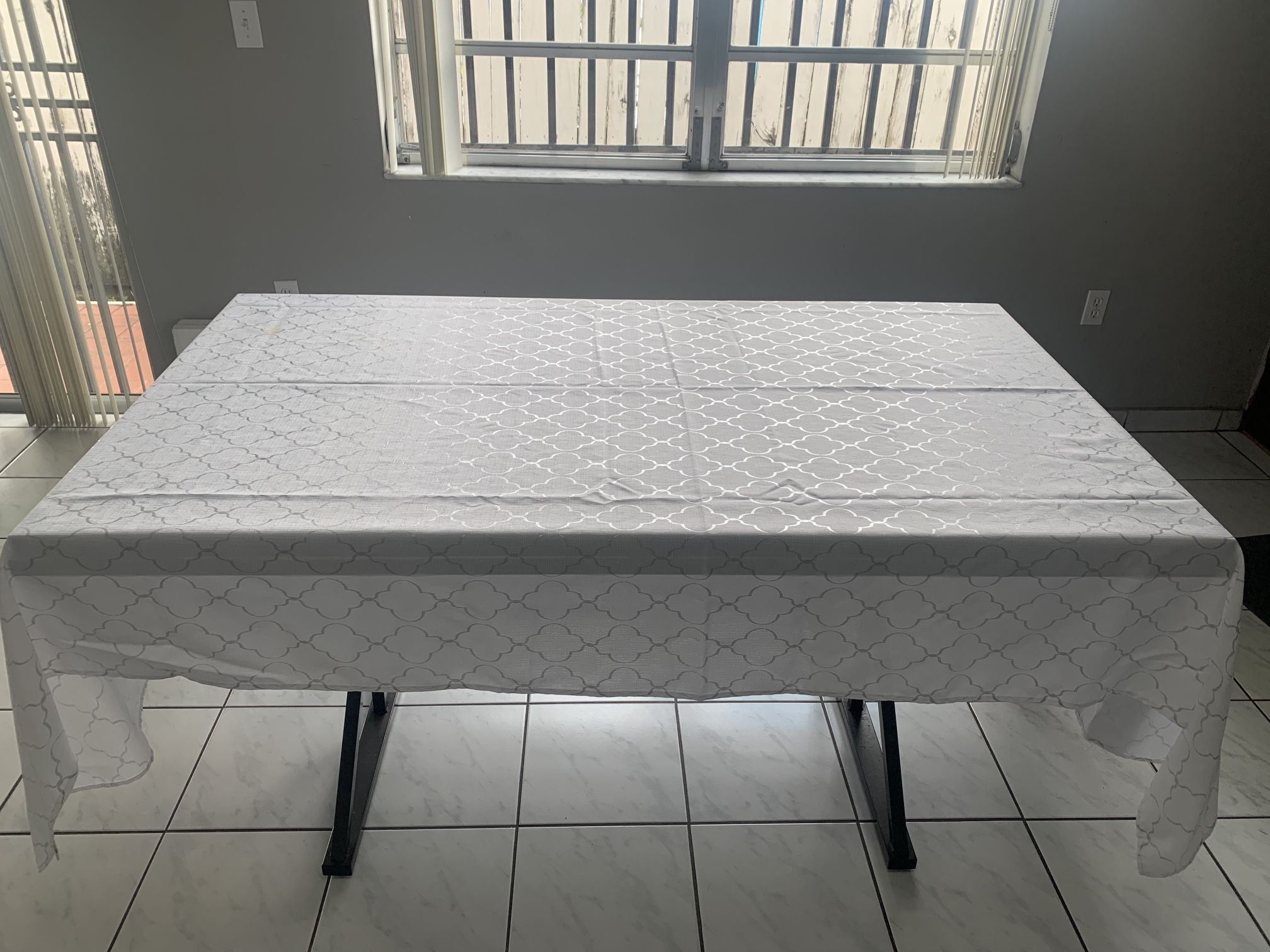 Solid Dining table