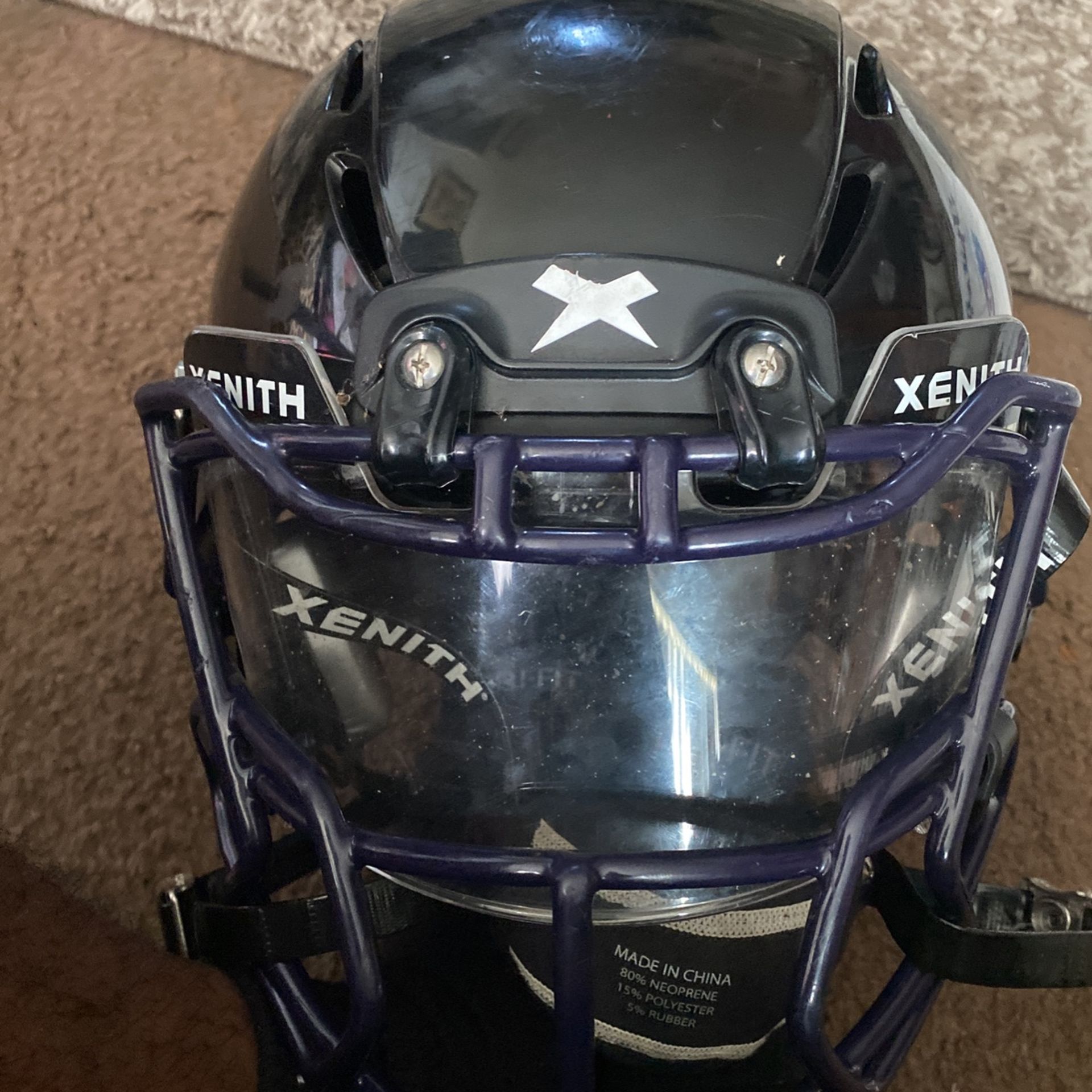 Xenith Football Helmet With Visor for Sale in San Bernardino, CA OfferUp