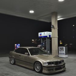 1994 BMW 318iS