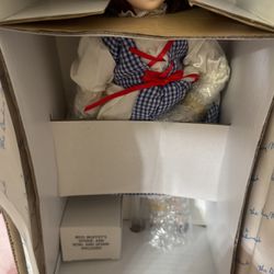 Little Miss Muffet Porcelain Doll Danbury Mint The Storybook Collection New In Box