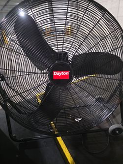 Massive DAYTON FAN! LIKE NEW! Only 2 Left !!! $100
