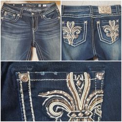 New Miss Me Mid Rise Boot Cut Jeans 30x34 (9/10)