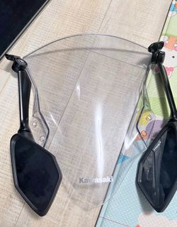 Kawasaki Motorcycle Windscreen with Side Mirrors