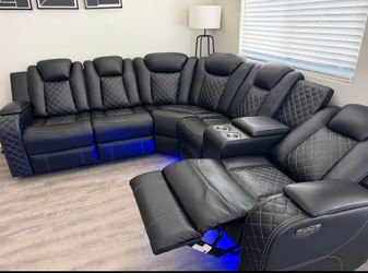 Modern black sectional sofa