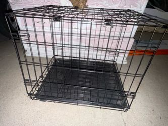 Metal kennel/crate/cage with tray $25
