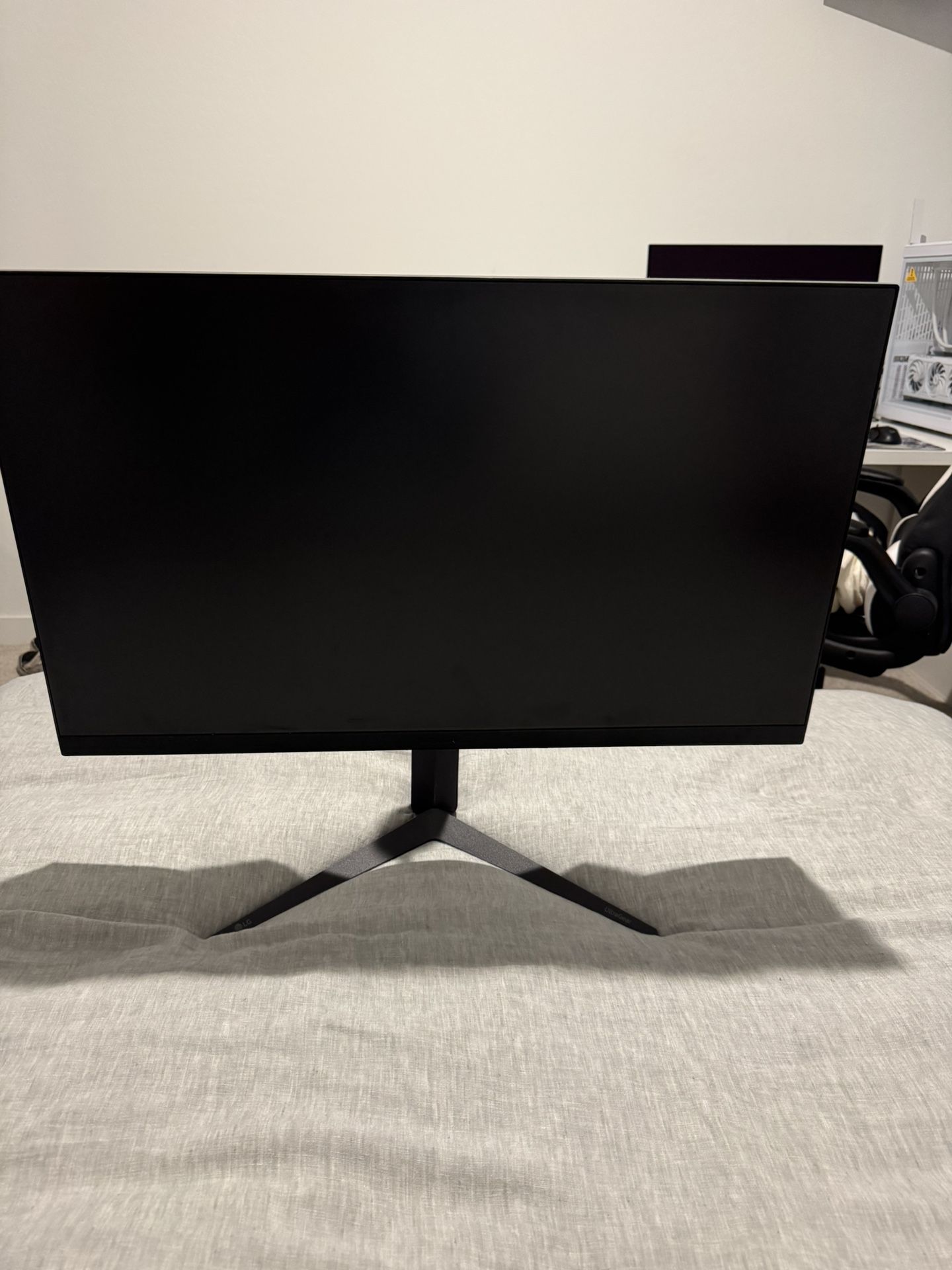 ultra gear 32 inch monitor