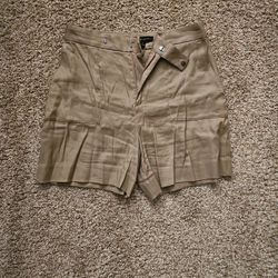 Women's Shorts size 6 Banana Republic EUC