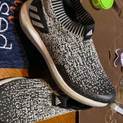 Adidas Cloud foam 