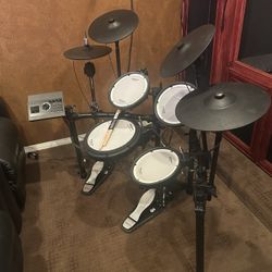 Barely Used High End Roland TD-17KVX2 V-Drums