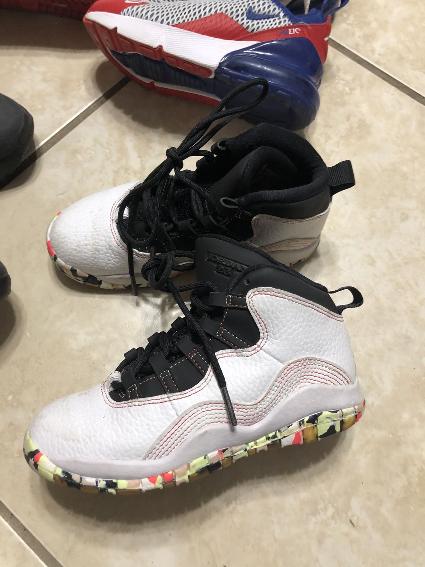 Kids Jordan Sneakers