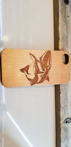 Shark design laser engraved wood case for iPhone and Samsung Galaxy
