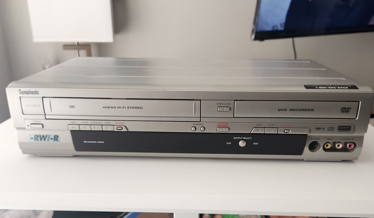 Symphonic WFR205 VHS/ DVD Combo Player Recorder for Parts or Repair