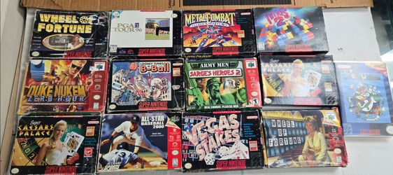 SNES BOXES FOR SALE (NO GAMES INSIDE)