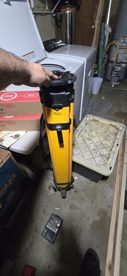 Fiberglass Tripod Sitepro (Brand New)