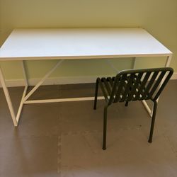 Free Table And Chairs 