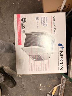 Dual refrigerant recovery machine