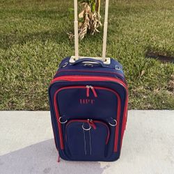 POTTERY BARN KIDS Fairfax Navy LARGE Rolling Luggage SUITCASE Red Trim Blemishes. Used in good condition with some manageable blemishes. Bag is physic